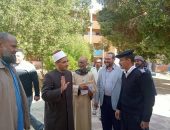 فضيلة الدكتور مجدي بدوي، رئيس الإدارة المركزية لمنطقة الوادي الجديد الأزهرية،يتفقد، امتحانات الفصل الدراسي الأول للعام الدراسي الحالي.