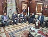 رئيس جامعة بني سويف التكنولوجية يزور مطرانية بني سويف للتهنئة بعيد الميلاد المجيد