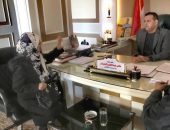 رئيس مدينة الأقصر يناقش شكاوى المواطنين في لقاء اليوم المفتوح