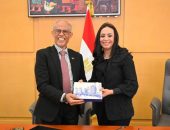 وزيرة التضامن الاجتماعي تستقبل وزير التنمية الاجتماعية والأسرية بجمهورية سنغافورة