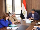 محافظ دمياط يلتقى مع المدير التنفيذي لغرفة الصناعات الغذائية لمناقشة آليات تنفيذ برنامج تدريبي فى إطار مشروع منظمة العمل الدولية” وظائف لائقة لشباب مصر ” فى مرحلته الثانية