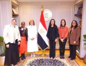 وزيرة التضامن الاجتماعي تلتقي رئيسة ومؤسسة معهد صحة المرأة الأمريكي