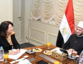 وزير الأوقاف يستقبل وفدًا من مكتب الأمم المتحدة المعني بالمخدرات والجريمة لبحث آفاق التعاون المشترك
