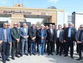 رئيس جامعةالقاهرة يشارك وفدا رفيع المستوى برئاسة وزير التعليم العالي للاطمئنان على استعدادات معبر رفح لاستقبال المرضى والمصابين من الأشقاء فى قطاع غزة.