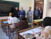 محافظ كفرالشيخ يتفقد عدد من اللجان بالمدارس.. للإطمئنان على سير امتحانات الشهادة الإعدادية للفصل الدراسي الأول من العام 2024-2025