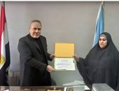 عميد كليَّة الدّراسات الاسلاميَّة والعربيَّة للبنين بدمياط:يكرم  والدة الطالب عبد المنعم المهدي ضربت أروعَ الأمثلة في التَّضحية والصَّبر والعطاء والمثابرة