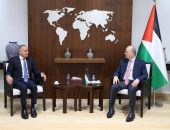 سفير مصر في رام الله يلتقي برئيس الوزراء وزير الخارجية الفلسطينى