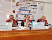 الباحث/ ناجي خليفة إبراهيم محمد يحصل علي الماجستير في أصول الفقه.