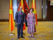 سفير مصر لدى شمال مقدونيا يلتقي برئيسة البلاد