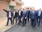 محافظ كفرالشيخ يتفقد أعمال رصف وتوسعة ورفع كفاءة طريق ” أبوعمر المزدوج – القطاع الأوسط ” دائرى عاصمة المحافظة ..محورًا جديدًا للتنمية