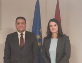 سفير مصر في تيرانا يلتقي بوزيرة الصحة الألبانية