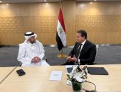 نائب رئيس مجلس الوزراء وزير الصحة يلتقي وزير صحة دولة قطر لبحث سبل تعزيز التعاون وتبادل الخبرات بين الدولتين