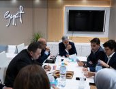 وزير السياحة والآثار يعقد مجموعة من اللقاءات المهنية مع ممثلي كبار منظمي الرحلات ووكالات السفر والسياحة وشركات الطيران بالسوق الإسباني وأمريكا اللاتينية والأسواق الأخرى المستهدفة