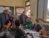 رئيس الإدارة المركزية لمنطقة الغربية يتفقد مقر تصحيح الشهادة الإبتدائية