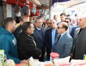 محافظ كفر الشيخ في تواصل مباشر مع المواطنين: حلول فورية للشكاوى وتلبية احتياجاتهم أهم أولوياته