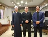 رئيس الإدارة المركزية لمنطقة القاهرة الأزهرية يقدم التهنئة لرجال الشرطة فى عيدهم ال 73