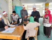 رئيس  الإدارة المركزية لمنطقة القاهرة الأزهرية، فضيلة الشيخ فواز عبادى يتفقد مسابقة القرآن الكريم.