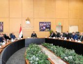 وزير الإسكان يعقد اجتماعا موسعا لمتابعة الموقف التنفيذي لمشروع تطوير موقع التجلي الأعظم