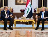 نائب رئيس الوزراء ووزير الخارجية يبحث مع المبعوث الروسي تعزيز التعاون الثنائي