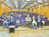 السكرتير العام للأقصر يبحث شكاوى المواطنين خلال لقاء اليوم المفتوح