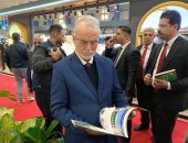 جناح وزارة النقل في معرض بغداد الدولي يستقبل محافظ بغداد