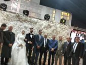 بالصور:رئيس قطاع الاعلام الداخلى ومدير عام إعلام سيناء يشهدان حفل زفاف بالعريش في جو من السعادة والبهجة