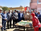 قائد قوات الدفاع الشعبى والعسكرى ومحافظ الأقصر يتفقدان معسكر الإيواء التجريبي لمنكوبي الأزمات والكوارث