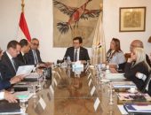 وزير الثقافة يعقد اجتماعًا موسعًا بقيادات الوزارة لمتابعة ما تم من تكليفات والوضع التنفيذي للخطة الاستثمارية وبرنامج فعاليات رمضان