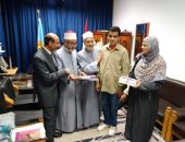 كلية الدعوة الإسلامية بالقاهرة تكرم الأمهات المثاليات لثلاثة من طلاب الكلية ذوي الهمم