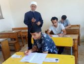 فضيلة أ.د أحمد الشرقاوي،رئيس الإدارة المركزية لشؤون التعليم يتابع أعمال امتحانات الشهادة الثانوية الأزهرية بالقاهرة.