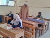 رئيس الإدارة المركزية لشؤون المناطق والخدمات يتابع أعمال امتحانات الشهادة الثانوية الأزهرية بالجيزة.