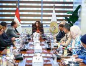 وزيرة التنمية المحلية تتابع  الموقف التنفيذى لتطبيق الهوية البصرية في جميع المحافظات – الاجتماع ناقش ضرورة وضع تصورًا كاملًا لجميع مداخل المدن بالمحافظات ضمن الهوية البصرية التي تعكس تاريخ المحافظات المصرية
