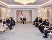 السيد الرئيس عبد الفتاح السيسي،يستقبل الدكتور نواف سلام، رئيس مجلس الوزراء اللبناني، وذلك بحضور الدكتور مصطفى مدبولي رئيس مجلس الوزراء، ووزيرة التخطيط والتنمية الاقتصادية والتعاون الدولي، ووزير الكهرباء والطاقة المتجددة، ووزير الخارجية والهجرة وشئون المصريين في الخارج، وسفيري البلدين.
