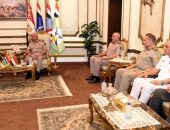 الفريق أول / عبد المجيد صقر القائد العام للقوات المسلحة وزير الدفاع والإنتاج الحربى يلتقى وزير الدفاع لجمهورية جامبيا …