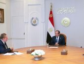 السيد الرئيس عبد الفتاح السيسي،يجتمع مع السيد حسن عبد الله محافظ البنك المركزي.
