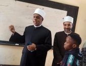 وكيل قطاع المعاهد الأزهرية يتابع سير العملية التعليمية بالقاهرة ويجتمع بمجلس الآباء