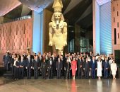 السيد الرئيس عبد الفتاح السيسي،يشهد  والسيدة انتصار السيسي، قرينة السيد رئيس الجمهوريةاحتفالية افتتاح المتحف المصري الكبير، بمشاركة ما يقارب الثمانين وفداً مُمثلاً لمختلف دول العالم،