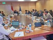 وزير السياحة والآثار يترأس الاجتماع الأول للجنة المختصة بوضع خطة تحديث المخازن الأثرية ومتطلباتها على مستوى الجمهورية