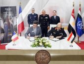 لقاءات ثنائية مكثفة لقادة الأفرع الرئيسية وكبار قادة القوات المسلحة على هامش فعاليات اليوم الثانى للمعرض الدولى الرابع للصناعات الدفاعية والعسكرية “إيديكس – 2025 ” …