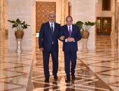 السيد الرئيس عبد الفتاح السيسي،يستقبل، المشير خليفة حفتر، القائد العام للجيش الوطني الليبي، وذلك بحضور السيد اللواء حسن رشاد، رئيس المخابرات العامة، والفريق أول صدام خليفة، نائب القائد العام للجيش الوطني الليبي، والفريق أول خالد خليفة، رئيس الأركان العامة للجيش الوطني الليبي.