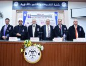 الأستاذ الدكتور/ أحمد خليفة شرقاوي وكيل قطاع المعاهد الأزهرية يناقش رسالة دكتوراه بكلية الشريعة والقانون.