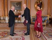 السفير المصرى فى لندن يقدم أوراق اعتماده لجلالة الملك تشارلز الثالث ملك المملكة المتحدة