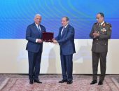 السيد الرئيس عبد الفتاح السيسي رئيس الجمهورية القائد الأعلى للقوات المسلحة،يشهد حفل تكريم الفريق أول عبد المجيد صقر وزير الدفاع السابق