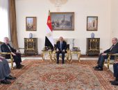 السيد الرئيس عبد الفتاح السيسي، يستقبل السيد خوان كارلوس سالازار، سكرتير عام منظمة الطيران المدني الدولي (ايكاو)، وذلك بحضور الدكتور سامح الحفني وزير الطيران المدني، والسيد محمد رحمة المدير الاقليمي للمنظمة بالشرق الأوسط.