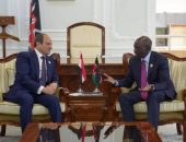  السيد الرئيس عبد الفتاح السيسي،يلتقى بالرئيس ويليام روتو، رئيس جمهورية كينيا، وذلك على هامش مشاركة سيادته في أعمال قمة “أفريقيا – فرنسا” المنعقدة في نيروبي.