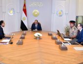 السيد الرئيس عبد الفتاح السيسي، يجتمع مع الدكتور مصطفى مدبولي رئيس مجلس الوزراء، والفريق أشرف سالم زاهر القائد العام للقوات المسلحة وزير الدفاع والإنتاج الحربي، واللواء عمرو عادل حسني رئيس هيئة الرقابة الإدارية، والمهندس حاتم نبيل رئيس الجهاز المركزي للتنظيم والإدارة، واللواء محمد صلاح التركي مدير الأكاديمية العسكرية المصرية، والدكتورة سلافة جويلي المدير التنفيذي للأكاديمية الوطنية لتدريب وتأهيل الشباب.